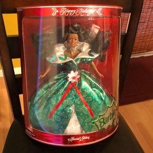 Happy Holidays Special Edition Barbie ❤️